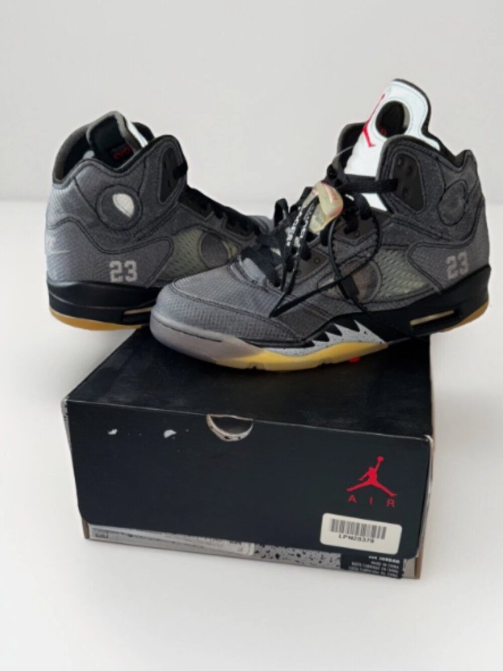 Jordan 5 Retro SP x Off-White Mid Muslin